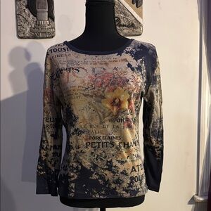 Artistic Graphic Long Sleeve Top